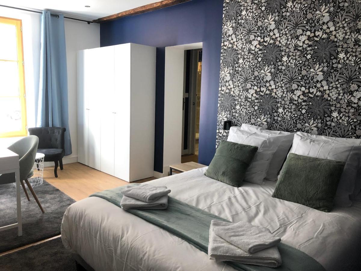 Hotel Restaurant La Place Saint-Amand-Mont-Rond 外观 照片