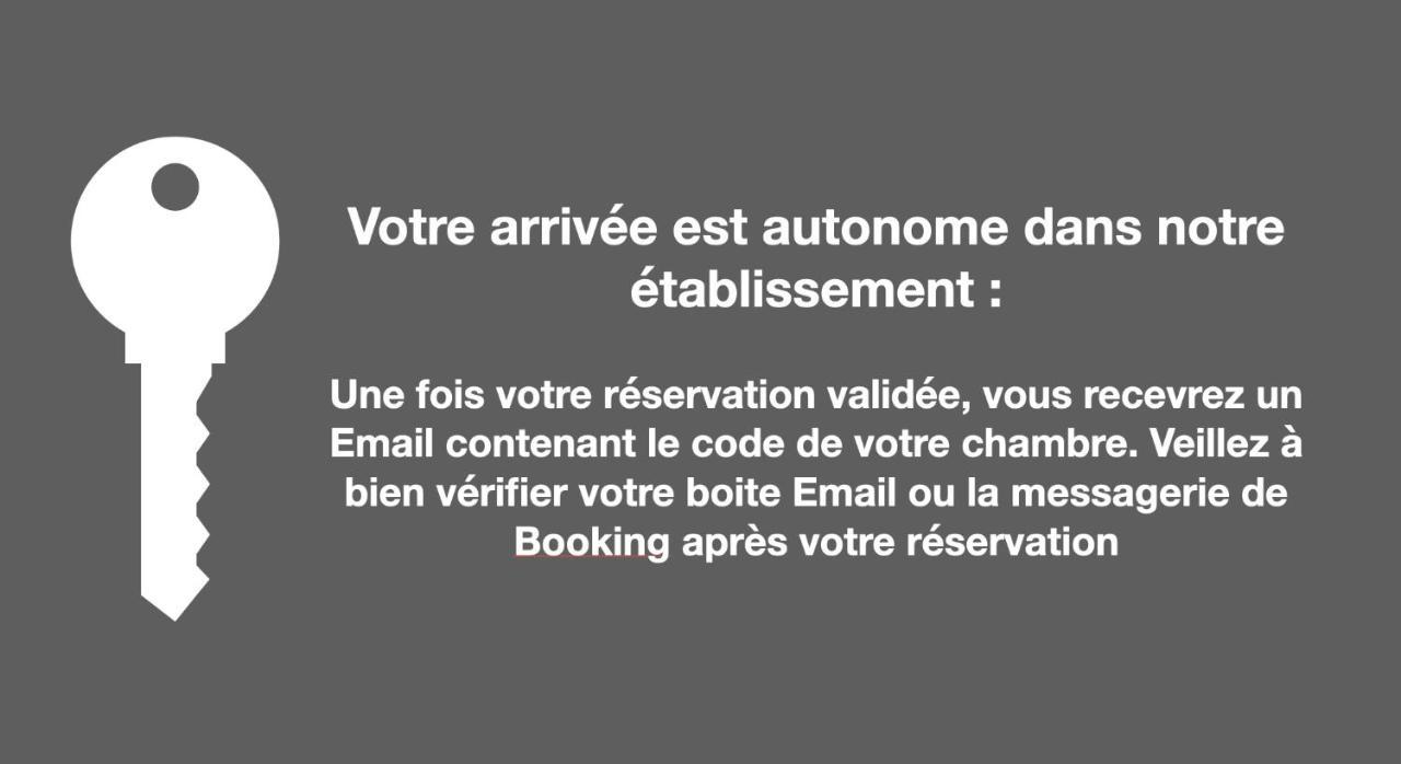 Hotel Restaurant La Place Saint-Amand-Mont-Rond 外观 照片