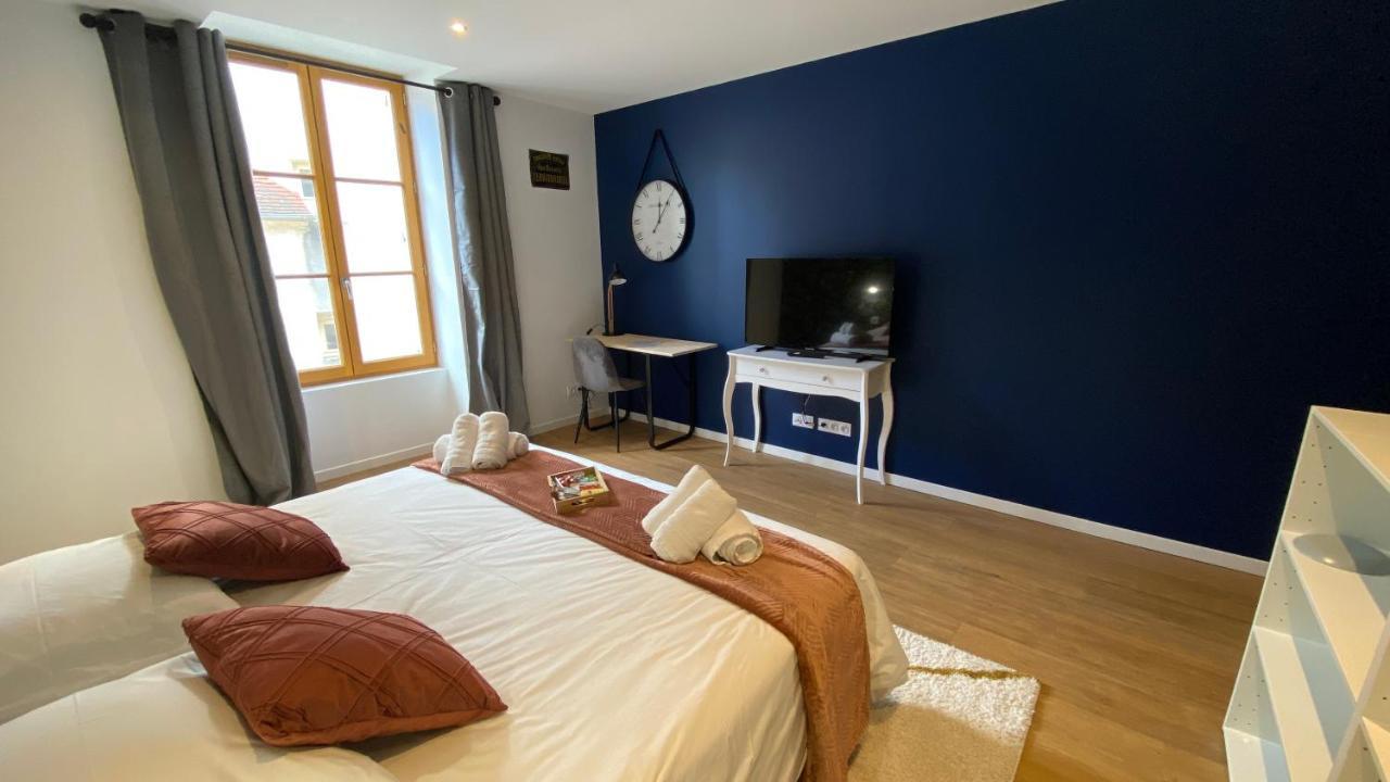 Hotel Restaurant La Place Saint-Amand-Mont-Rond 外观 照片