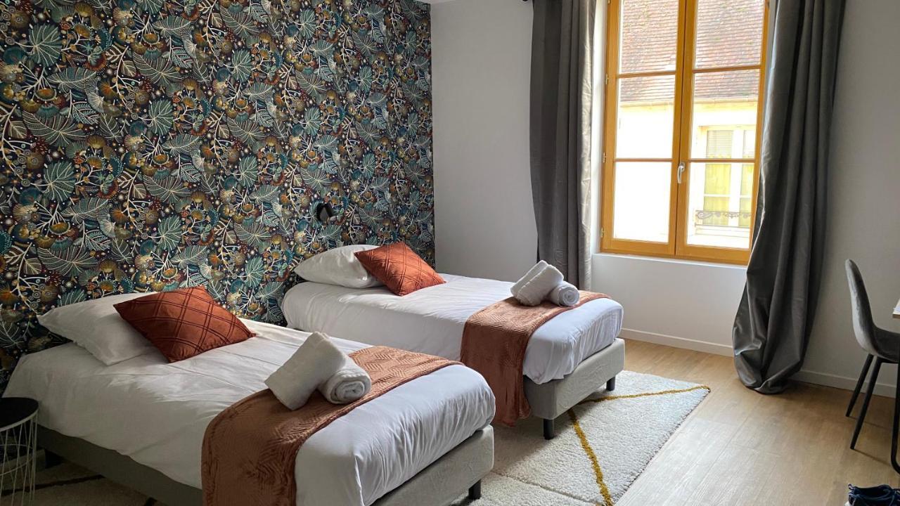 Hotel Restaurant La Place Saint-Amand-Mont-Rond 外观 照片